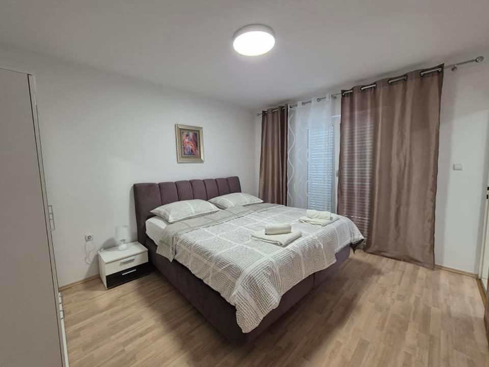 Velinka Apartmán Mundanije