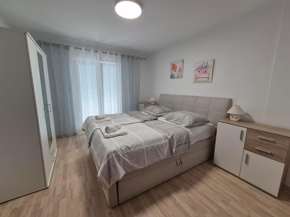 Velinka Apartmán Mundanije